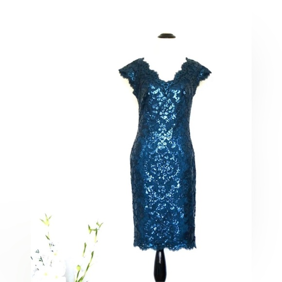 NEW! Tadashi Shoji Paillette Embroidered Lace V-Neck Dress Sequins Blue SZ 6 - Picture 8 of 14